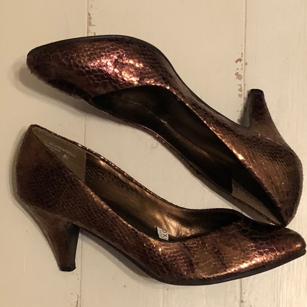 Mossimo metallic snakeskin pumps